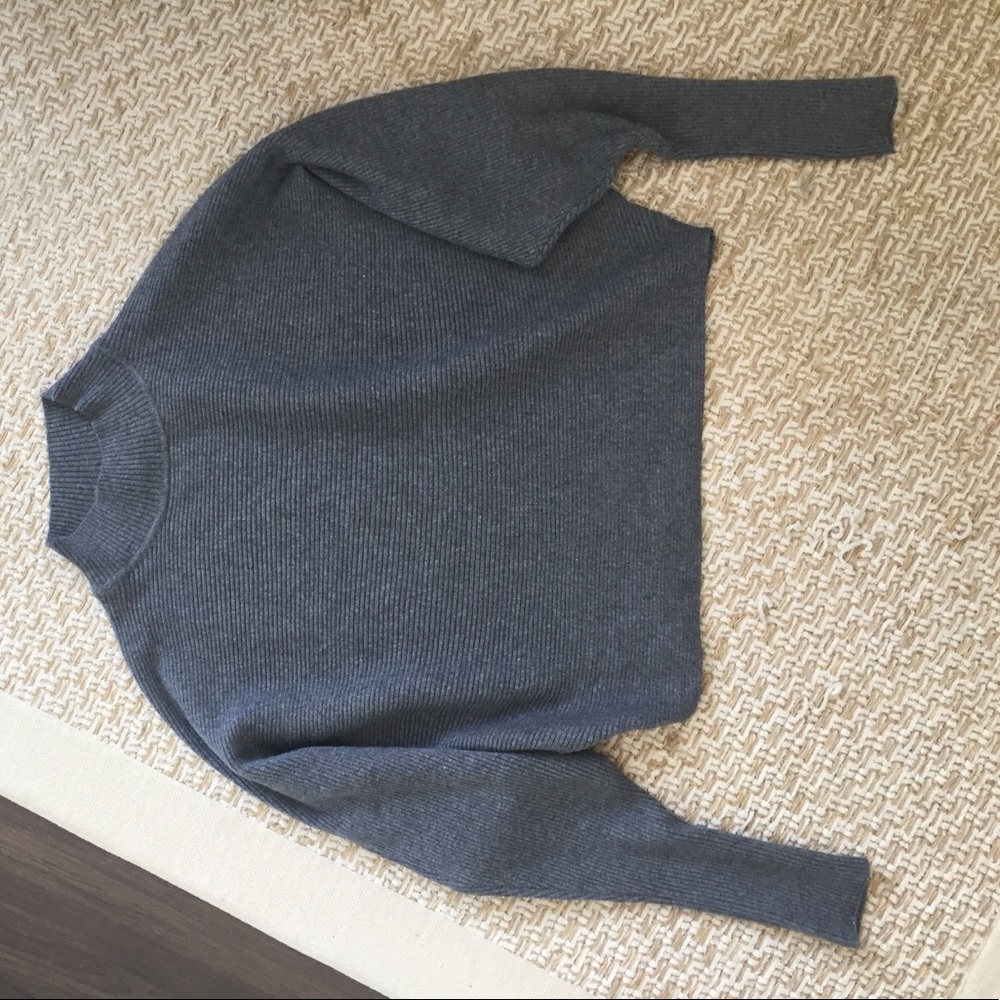 Zara knit grey crop sweater